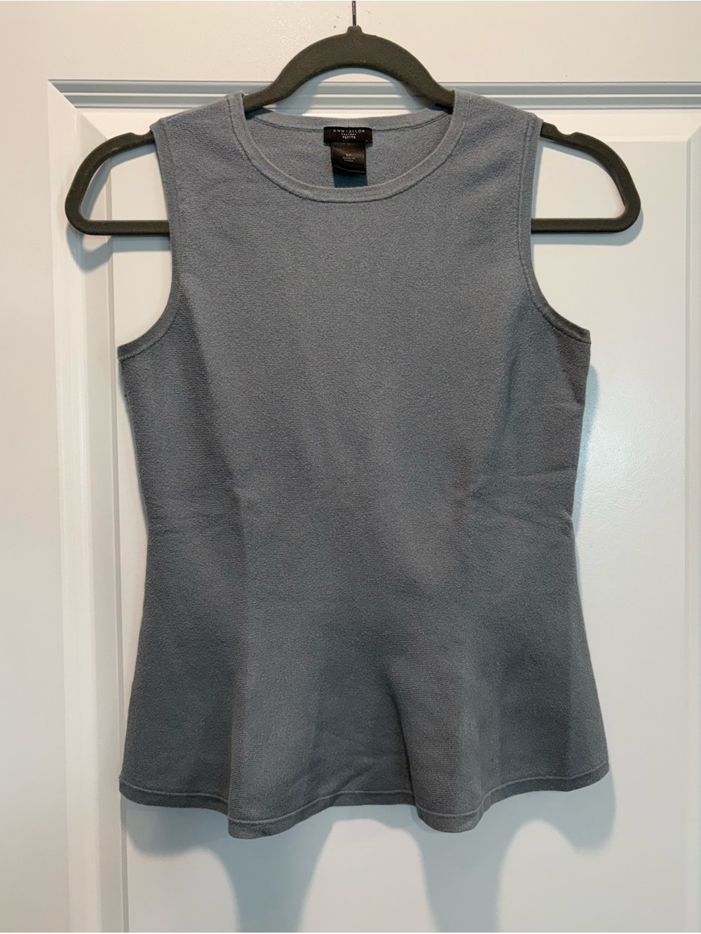 Ann Taylor Petite Sleeveless Peplum Knit Top Blue-Gray (SP)